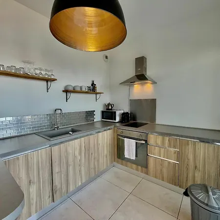 Studio Neuf Avec Piscine Monaco Hébergement de vacances